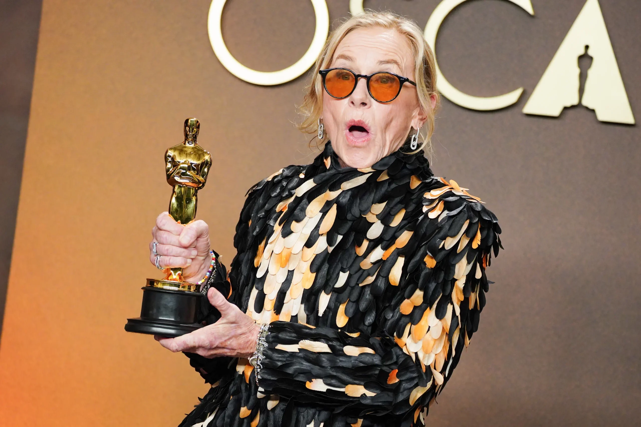 Amy Madigan gana un oscar a mejor actriz de reparto por Weapons